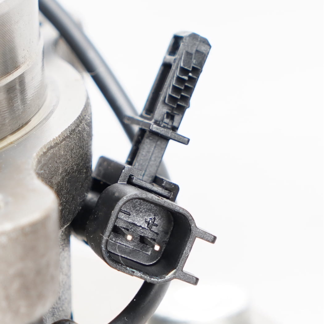 Hanhub 515144 HUB Front Wheel ومجموعة تحمل متوافقة مع Chevy Silverado 3500 HD Sierra 3500 HD استبدال 25807422 FWB1133 BR930826 SP620302 23203924 8-LUG